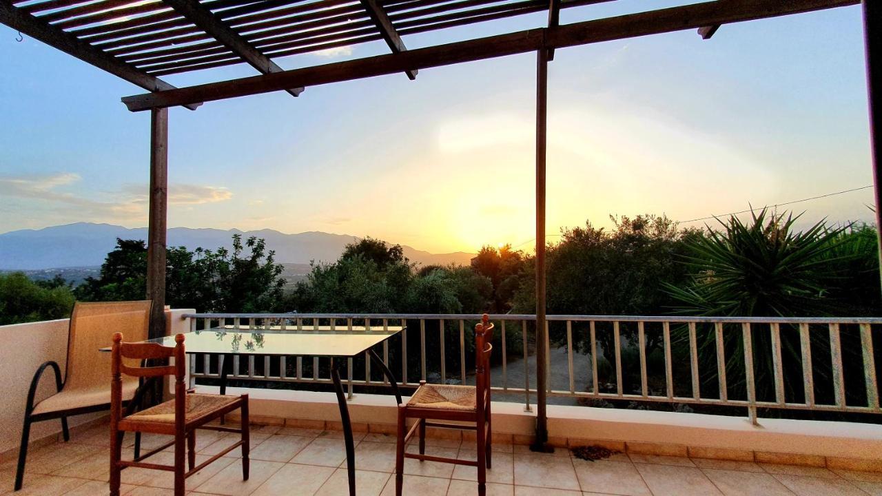 Alpha House Hotel Plaka  Luaran gambar
